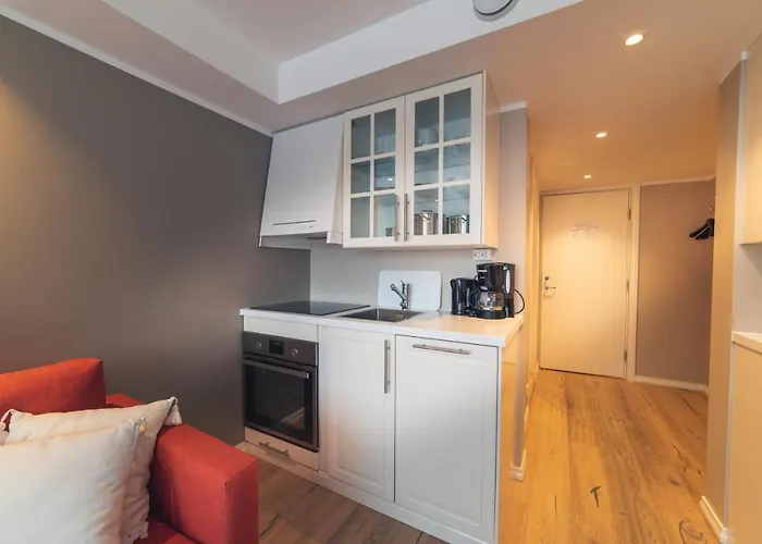 耶卢乌斯特达勒恩酒店 酒店 耶卢